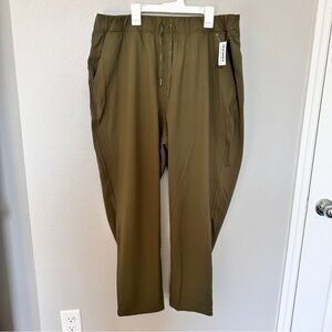 Old Navy Women's Track Pants
